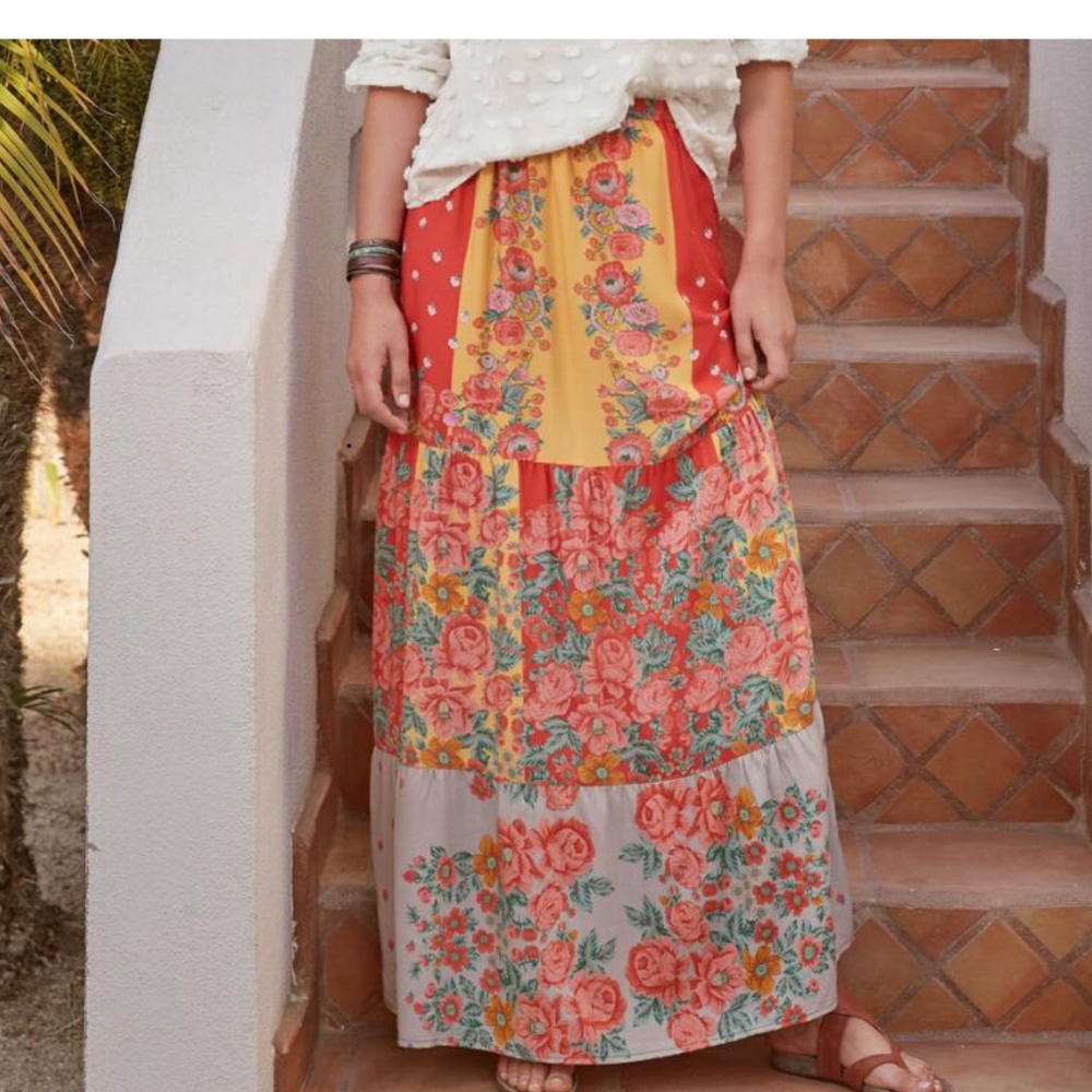 Feathers by Tolani from Sundance Size S Midi Skirt